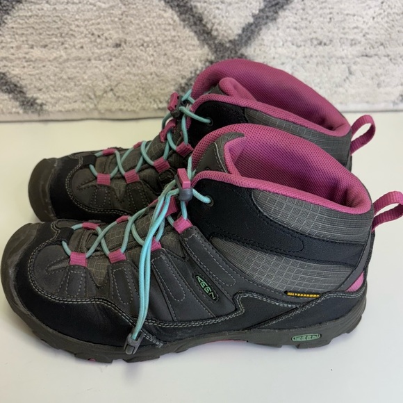 2/$20 Keen Youth 6 Hiking Boots Pink Black With Adjustable Cinch Lock Laces - Picture 3 of 9